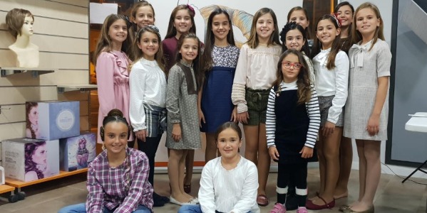 Realce comienza los cursos para las Falleras Mayores de Valencia y sus Cortes de Honor