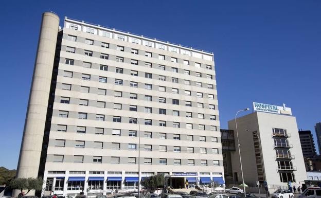 Realce realiza una donación de piezas de posticería en el Hospital Arnau de Vilanova